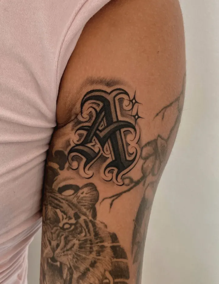 Tatuagem de Tati Linces